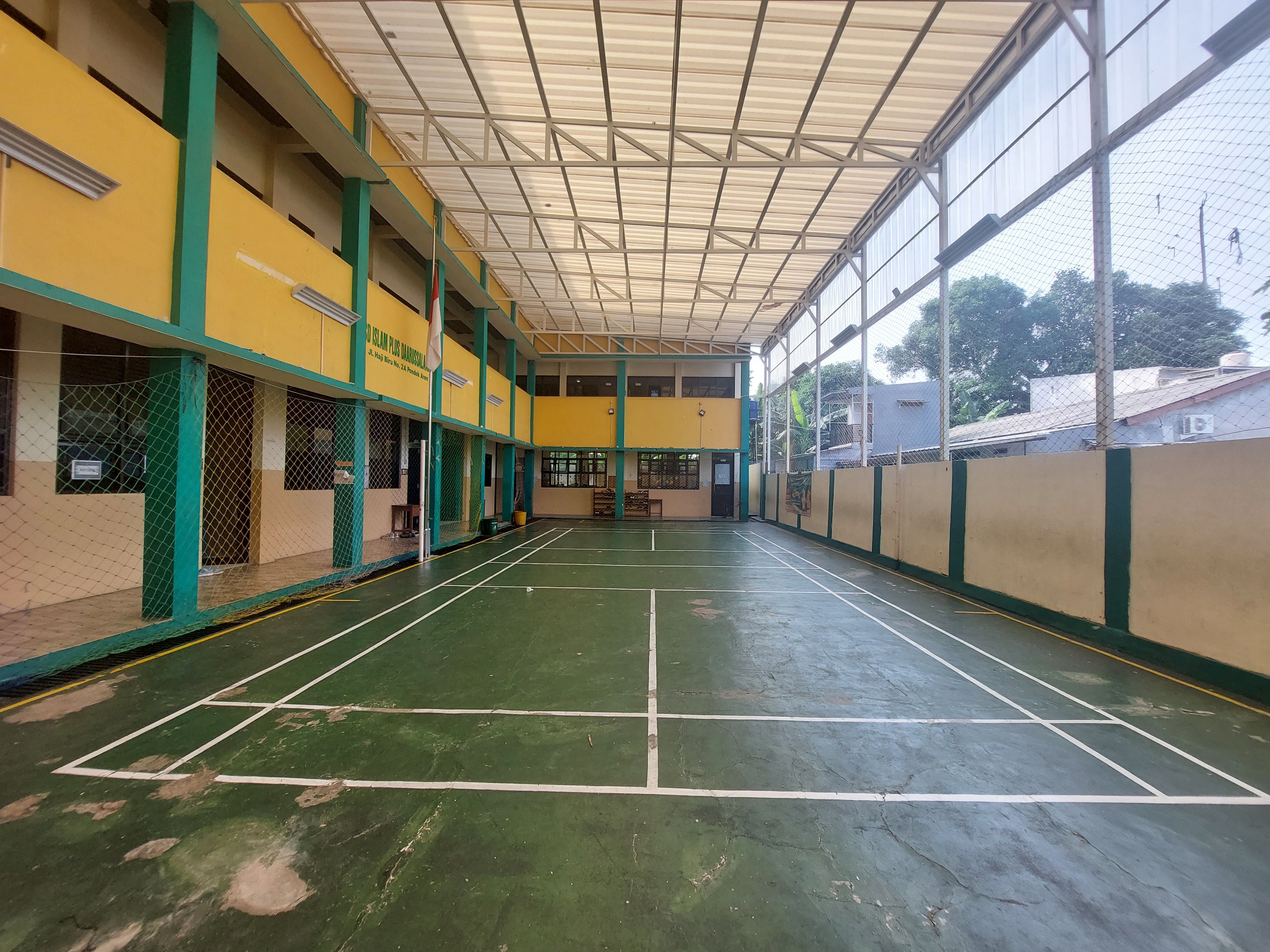 Lapangan Sekolah